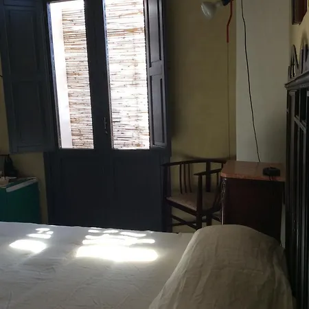 Le Maioliche Scauri (Sicily)