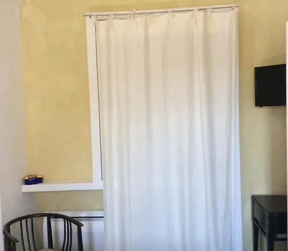 Affittacamere Le Maioliche *